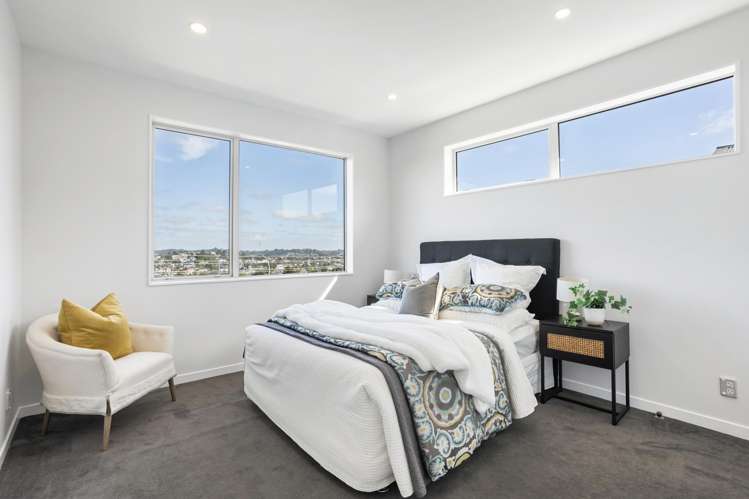 517 East Coast Road Murrays Bay_18