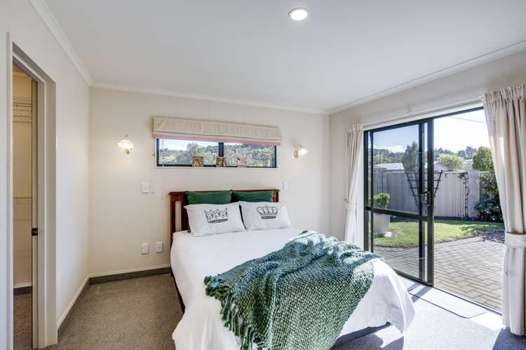 35 Beaufort Place Taradale_6