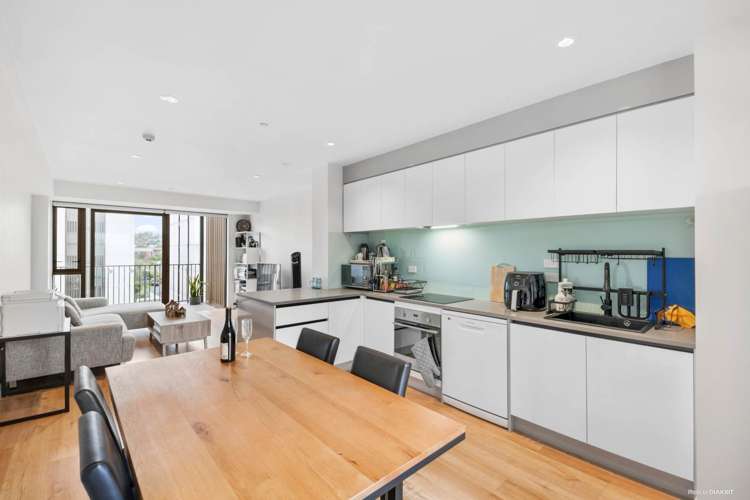 313/4 Bluegrey Avenue Stonefields_1