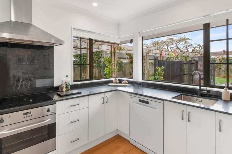 11 Templemore Drive Richmond_13