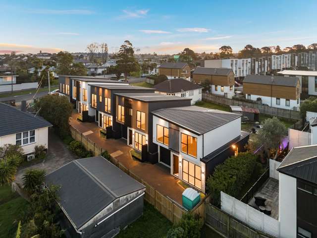 Elegance In Elstree- Brand New Standalone Home