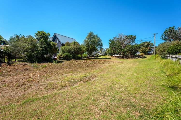 6 Esslin Road Surfdale_10