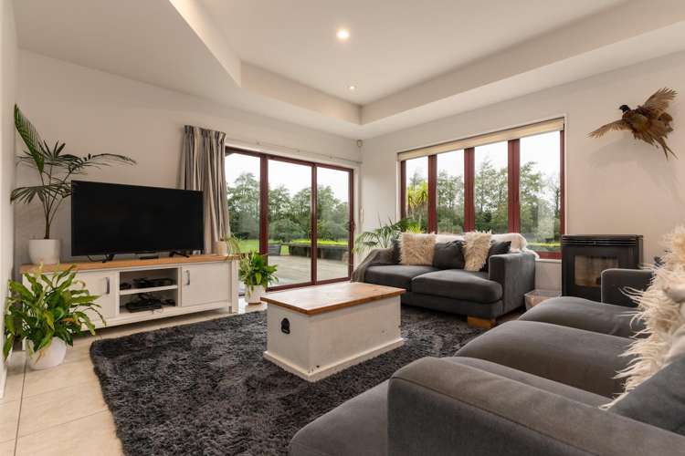 525 Burnham School Road_2