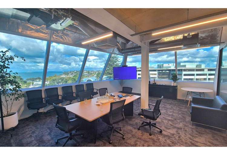 Level 4/33-45 Hurstmere Road Takapuna_2