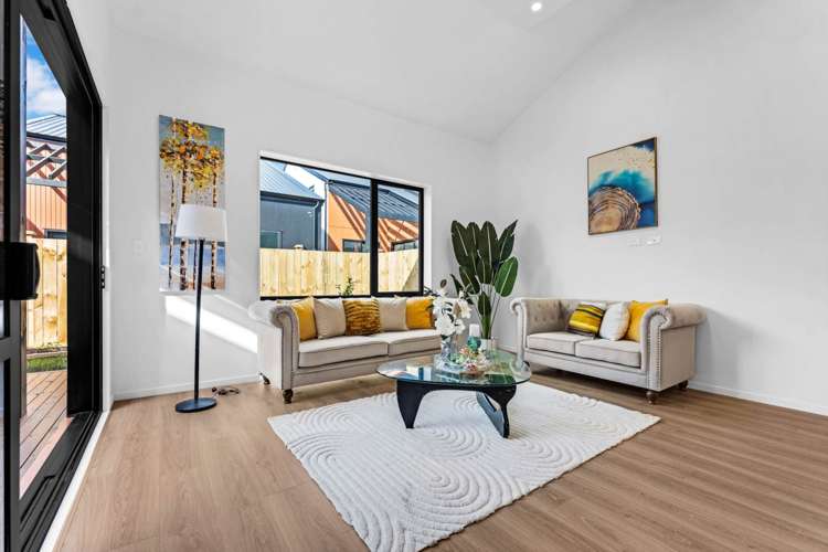 11 Murray Grey Lane Karaka_2