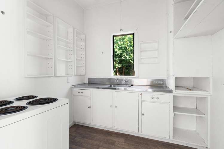 36 Seaview Terrace Mt Albert_7