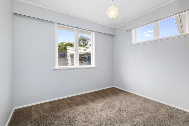 252 Dowse Drive Maungaraki_12