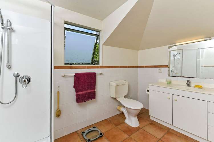 2/88 Langana Avenue Browns Bay_15