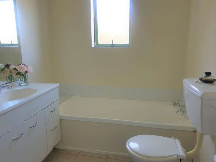 5 Carn Place Manurewa_10