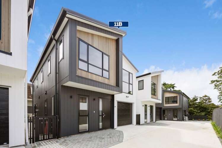 11B Norman Lesser Drive St Johns_34