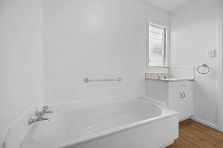 802A Clive Street Akina_5