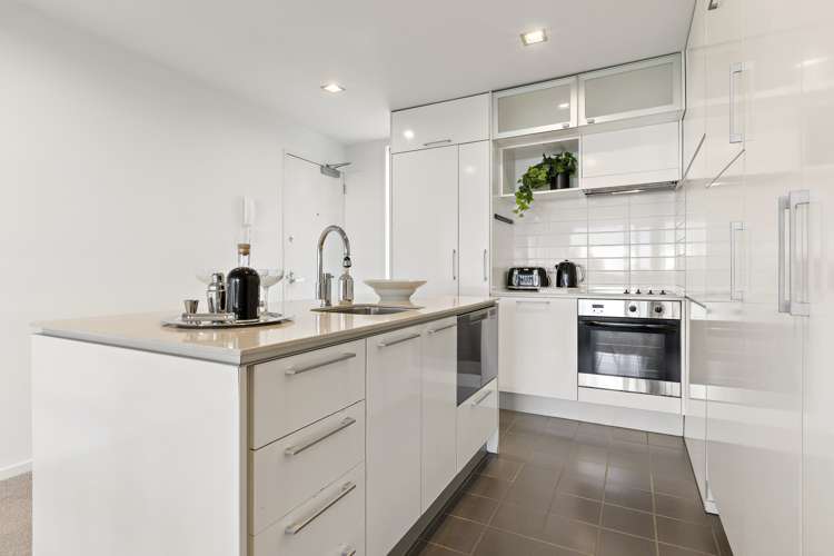 2a/14 Exmouth Street Eden Terrace_8