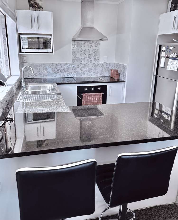 4/30 Matthews Road Clover Park_15