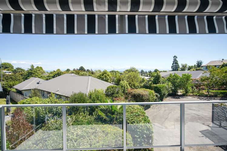 2/10 Greenhill Road Wakatu_4