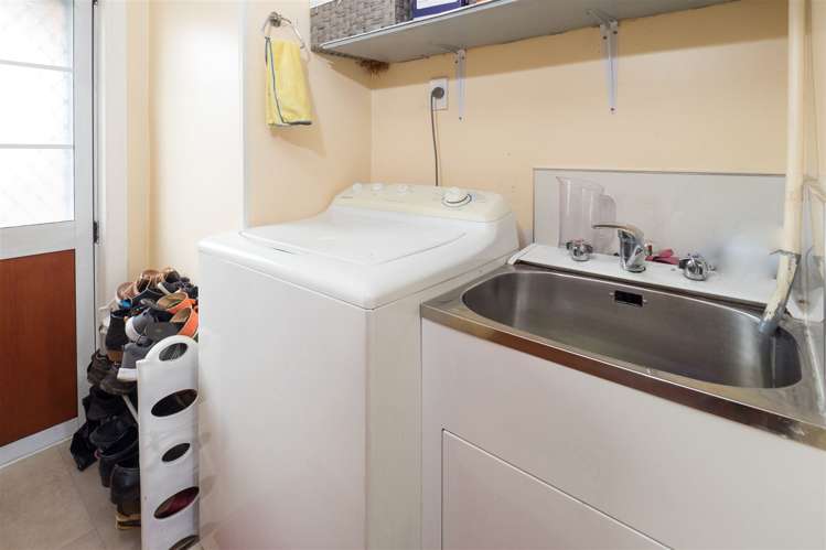 52 Brucefield Avenue Netherby_11