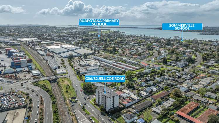 G06/82 Jellicoe Road Panmure_25