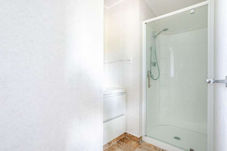 208 Adelaide Road Dannevirke_25