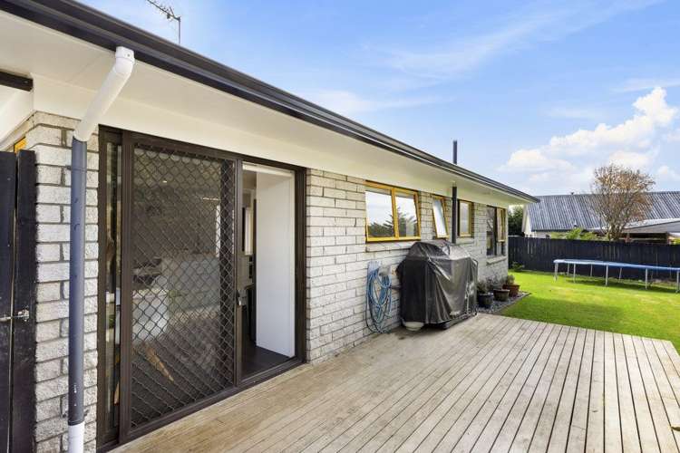 2/53 Taioma Crescent Te Atatu Peninsula_14