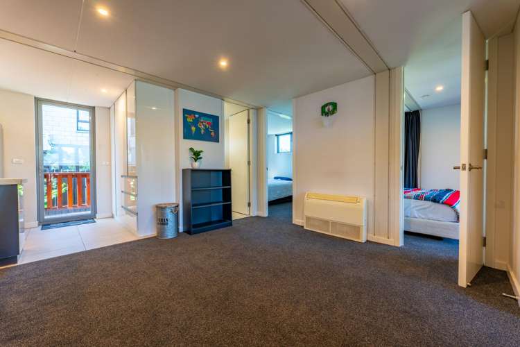 34 Hill View Crescent Highfield_7