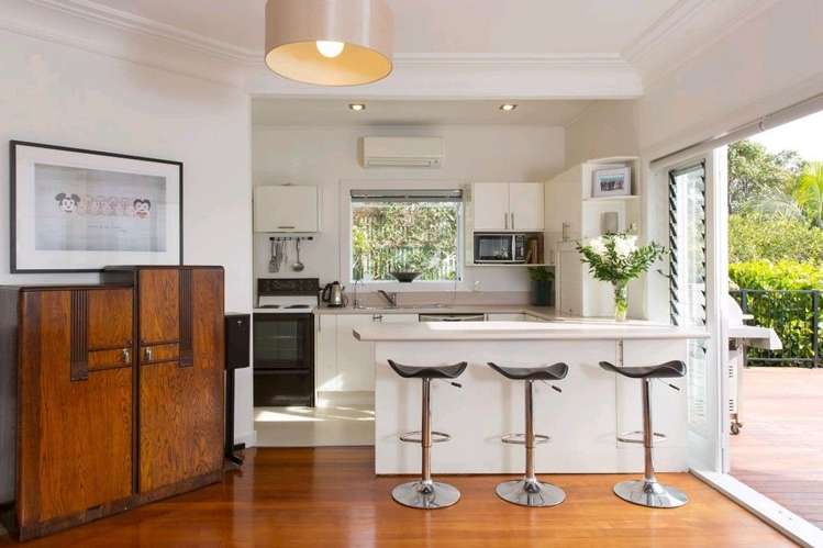 6 Apihai Street Orakei_7