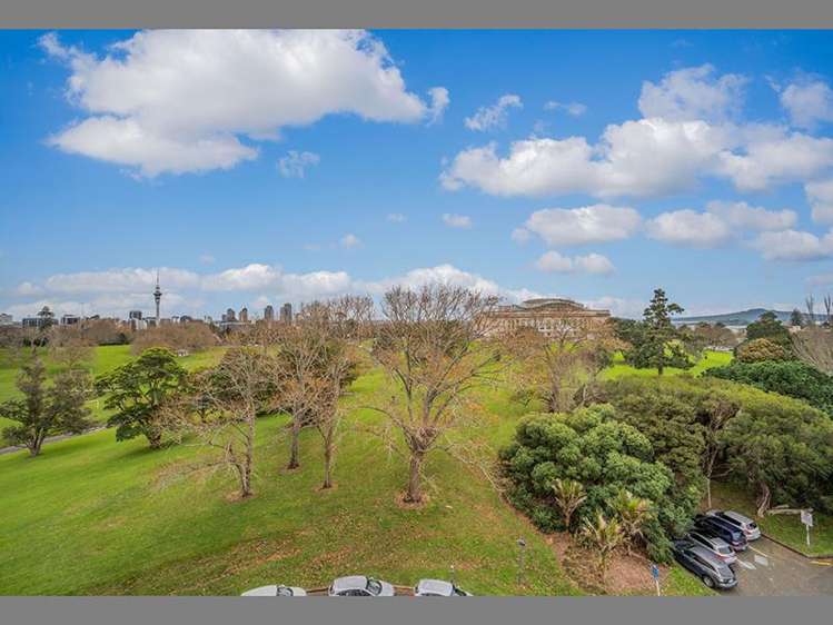 1a/27 George Street Newmarket_15