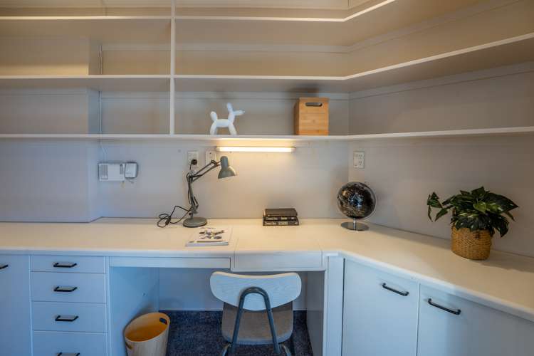 56 Olympus Way Richmond_9