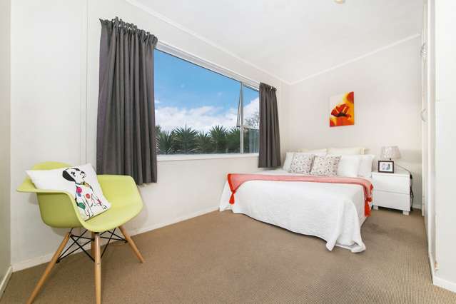 4/8 Lorraine Avenue Mount Albert_4