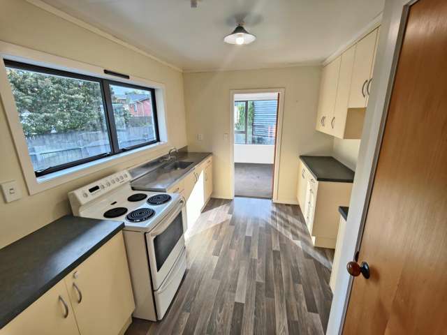 12A Lorraine Place Glenview_3