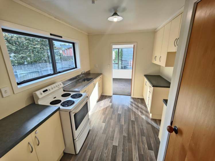 12A Lorraine Place Glenview_3