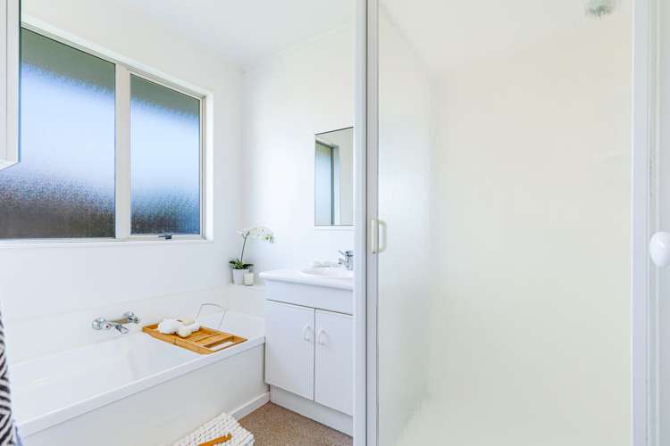 14 Heversham Place Glendene_23