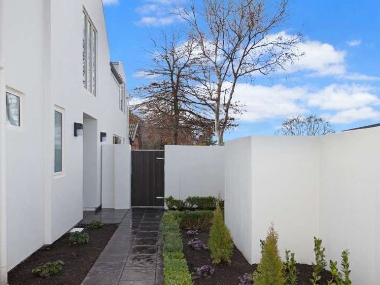 75 Merivale Lane Merivale_20