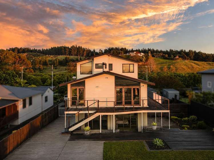 247 Whirinaki Road Bay View_28