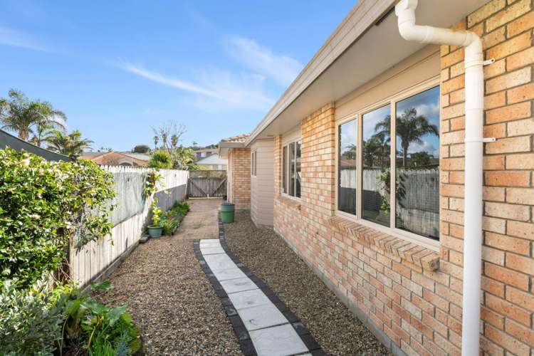 133 Lakeside Drive Orewa_22