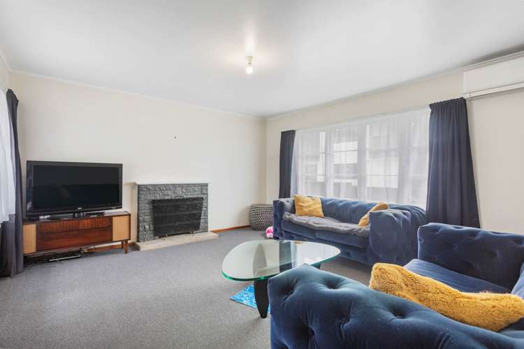 19 Vodanovich Road Te Atatu South_17