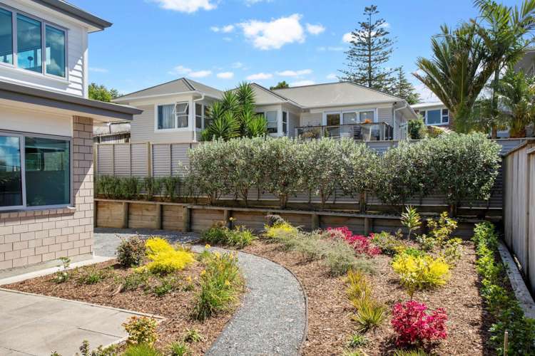 13a Divich Avenue Te Atatu South_16