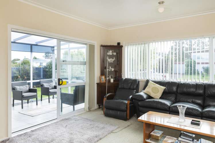 1040 Aberdeen Road Te Hapara_21