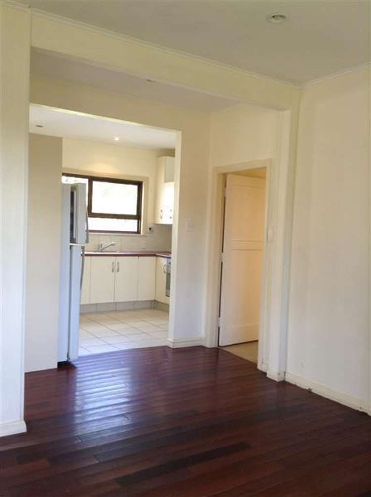 15 Westwell Road Belmont_10