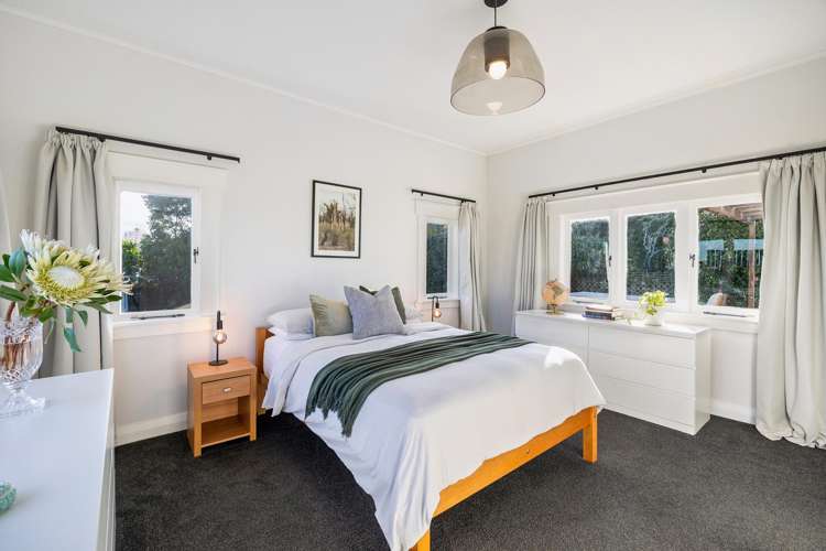 15 Ruarangi Road Mount Albert_18