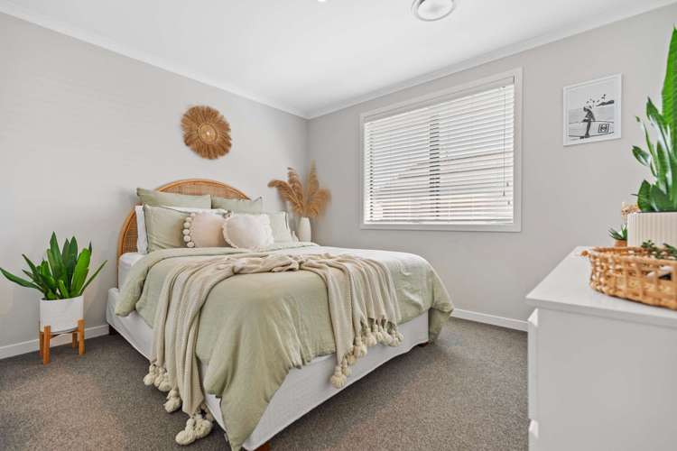 57 Benmore Crescent Pyes Pa_14