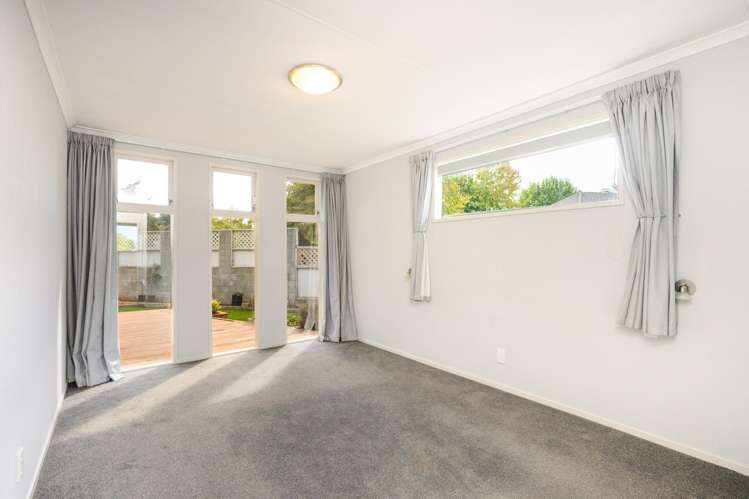 8 Dalzien Place Feilding_14