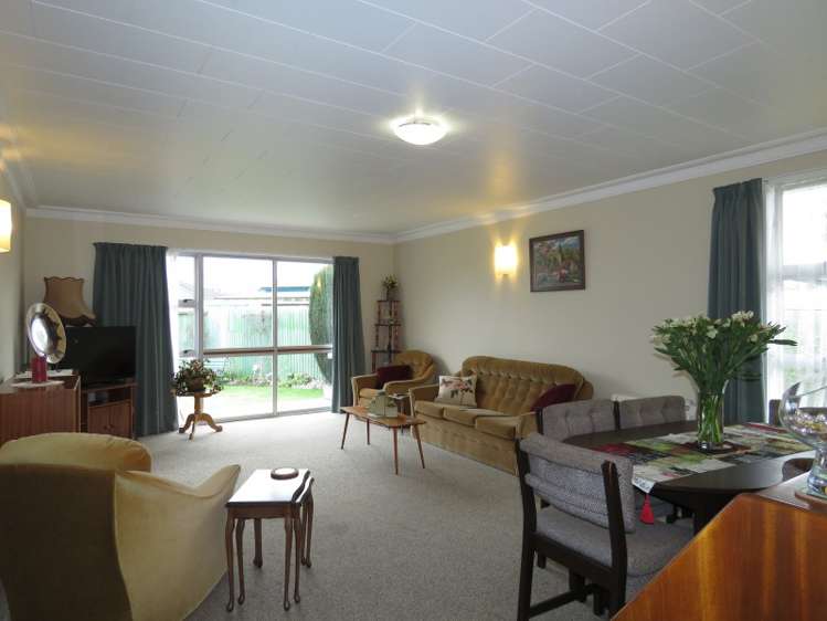 1/71 Cameron Street Ashburton_2