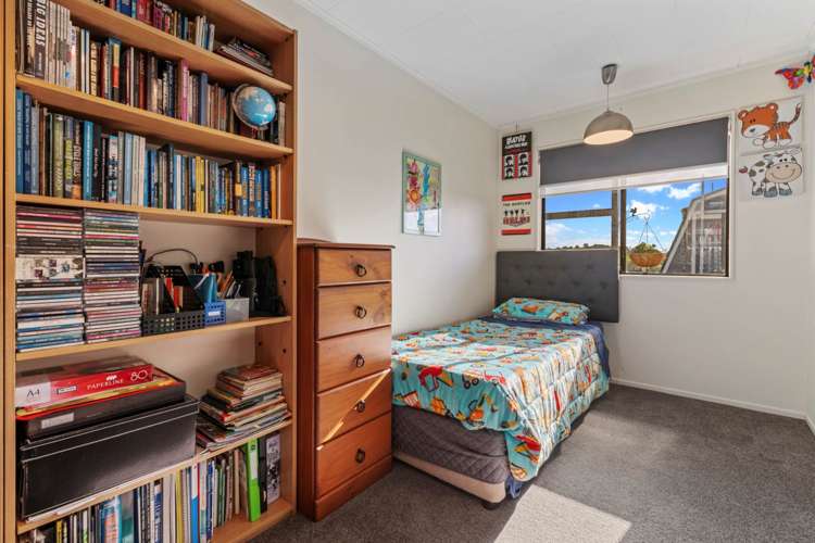 34 Cherry Road Bucklands Beach_13