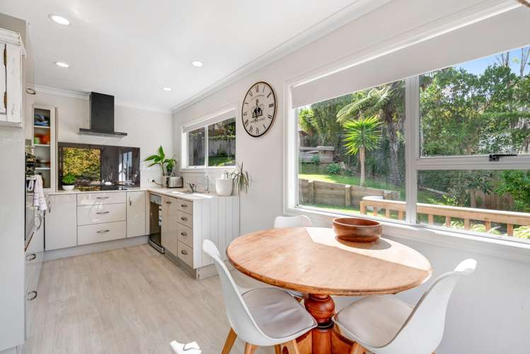 806A Beach Road Browns Bay_6