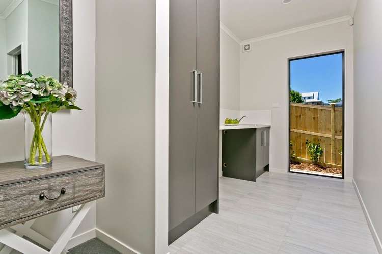 10 Newport Place Forrest Hill_10