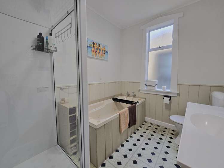 182 Stafford Street Hokitika_9