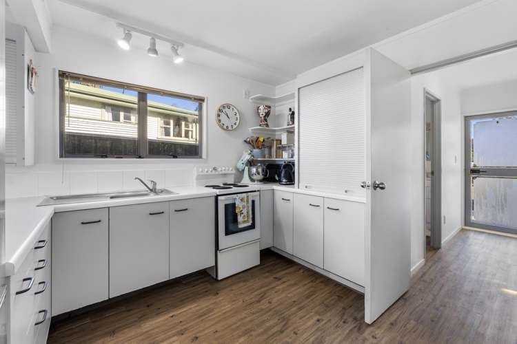 82b Esk Street Parkvale_3