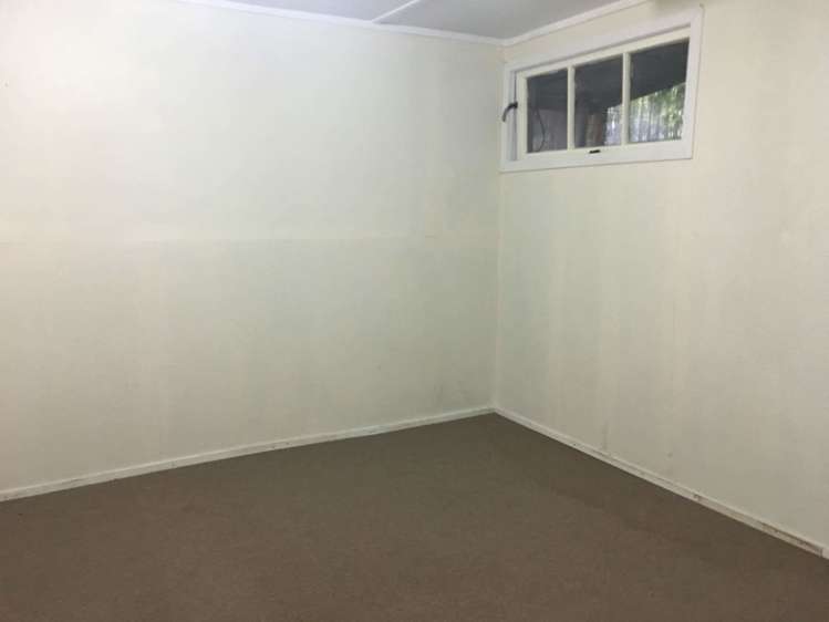 68 Connaught Street Blockhouse Bay_6