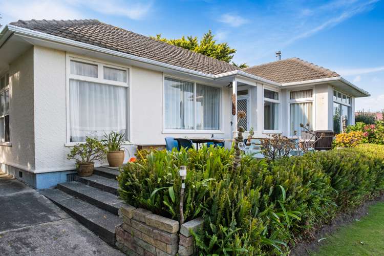 6 Moana Road Okitu_10