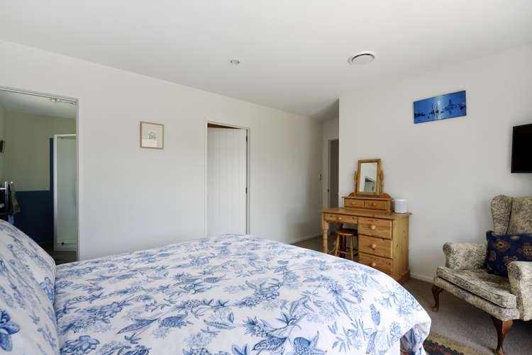 15 Wanderers Avenue Brightwater_8