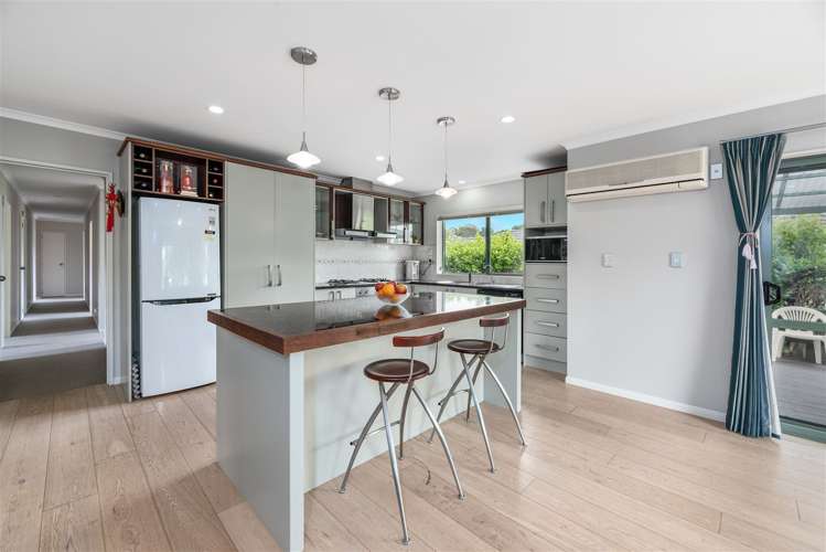 24 Lake Panorama Drive Henderson_9